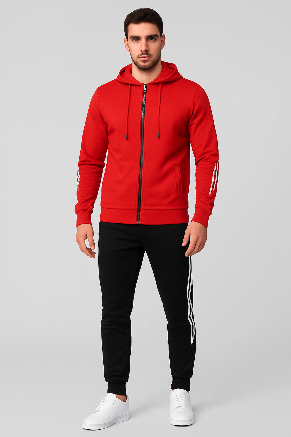 "Stijlvol Adonis heren sporttrainingspak, comfortabel lichtgrijs ontwerp ideaal voor sportieve en casual gelegenheden."