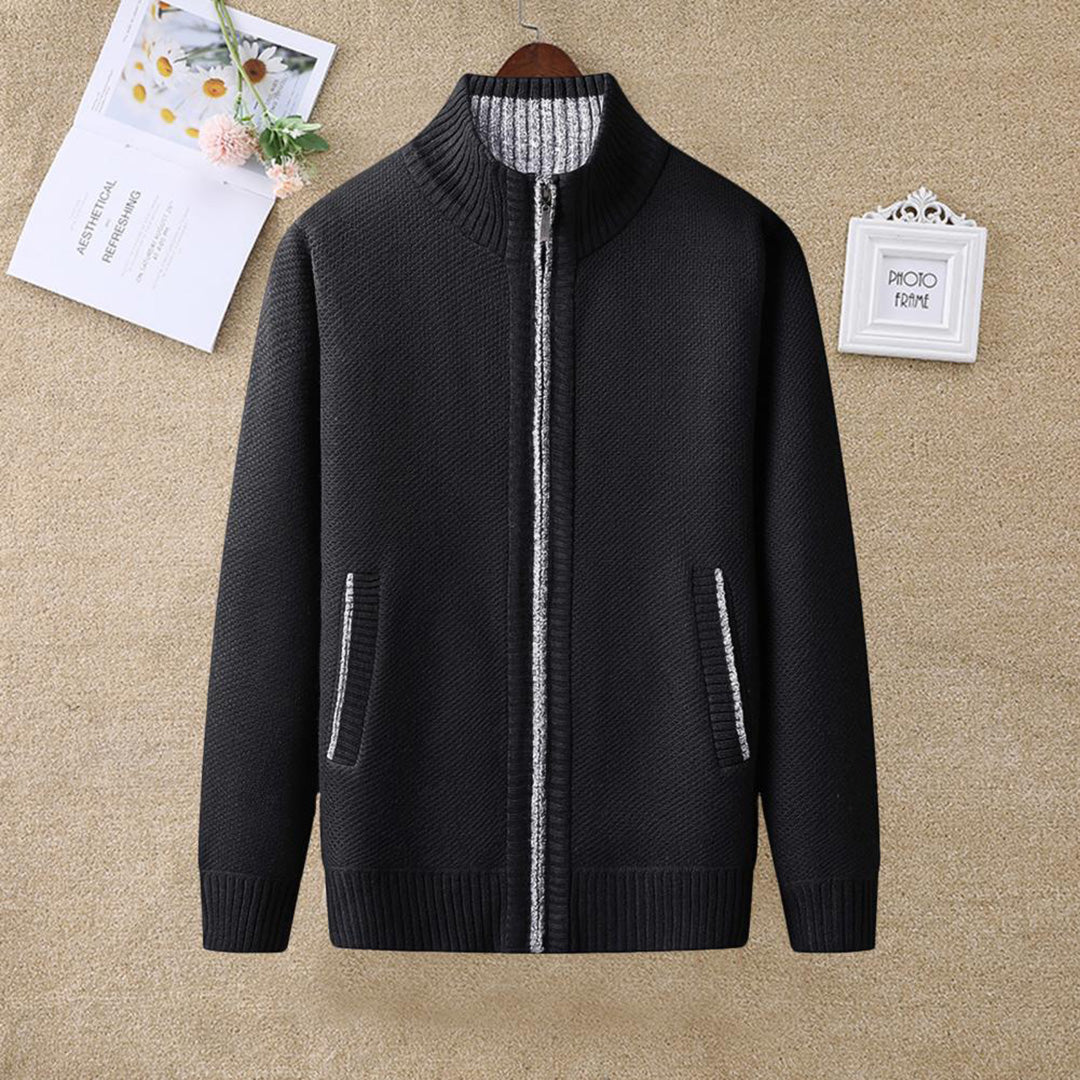"Stijlvol donkergrijs WAYLON zomer vest met rits voor heren in hoogwaardige fleece, trendy en comfortabel voor elke dag."