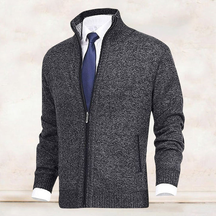 "Stijlvol donkergrijs WAYLON zomer vest met rits voor heren in hoogwaardige fleece, trendy en comfortabel voor elke dag."