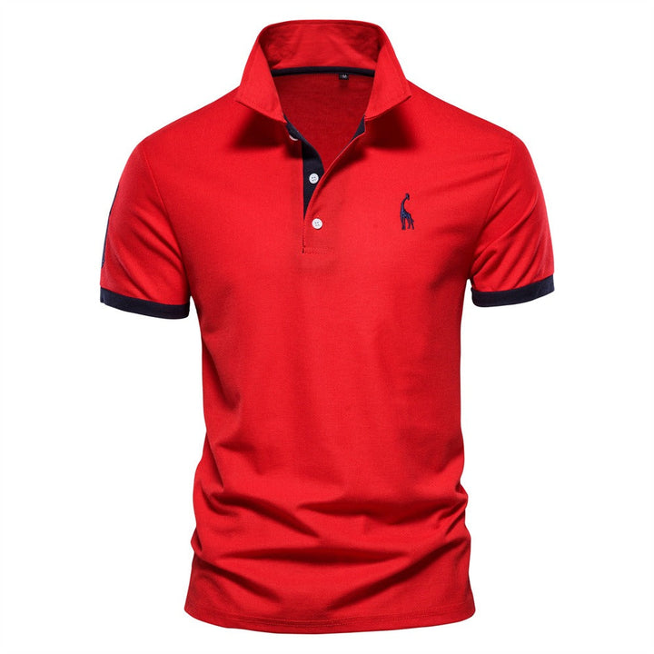 "Stijlvol heren polo shirt, slim fit, korte mouwen, effen ontwerp met subtiele kleuren, smart casual look, ademend materiaal.