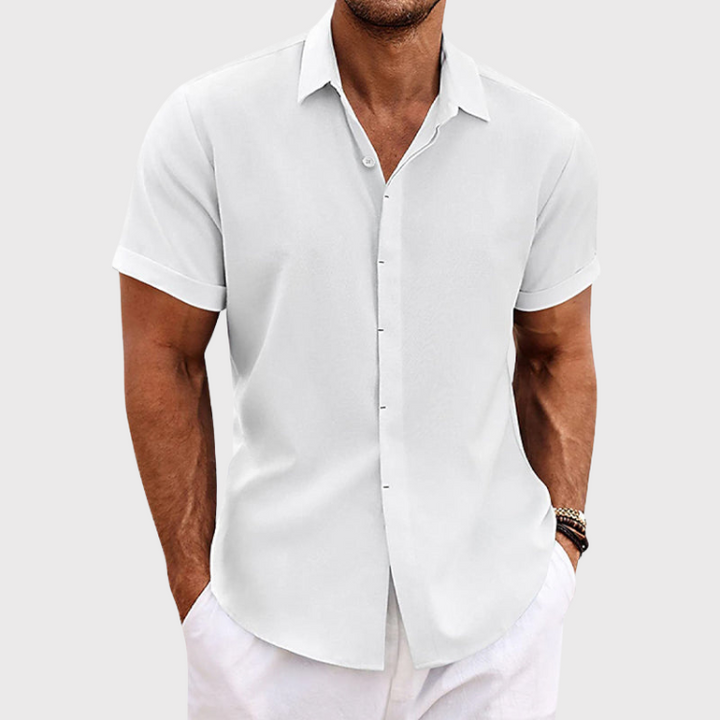 Stijlvol herenoverhemd met korte mouwen van ademend katoen, perfect voor zomerse dagen en veelzijdige stijlen.