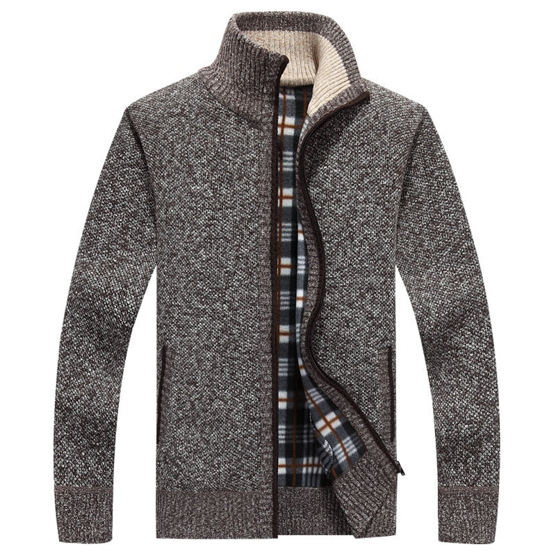"Stijlvol herenwintervest, beige, blokjespatroon, warme voering. Perfect voor casual en extra warme outfits in de winter."