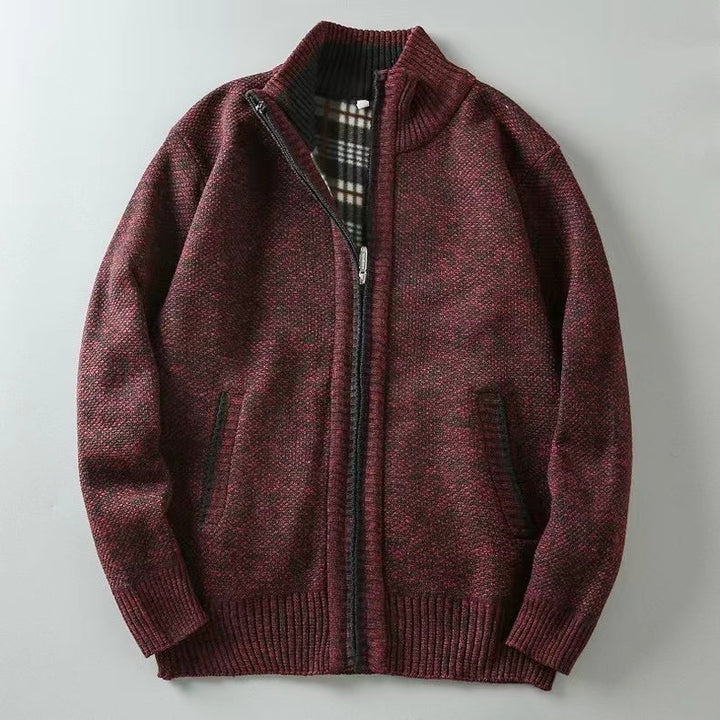 "Stijlvol herenwintervest, beige, blokjespatroon, warme voering. Perfect voor casual en extra warme outfits in de winter."