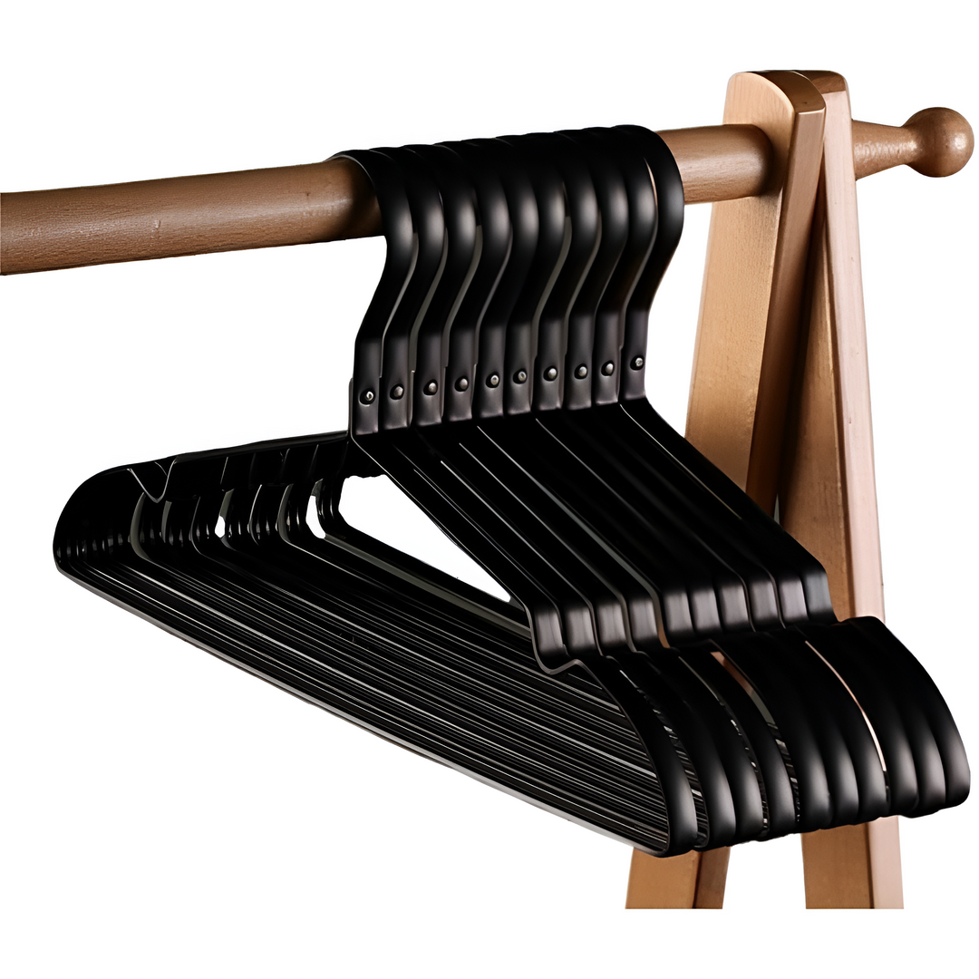 "Stijlvolle antislip aluminium kledinghangers, ruimtebesparend ontwerp, geschikt voor delicate stoffen en diverse kledingstuk