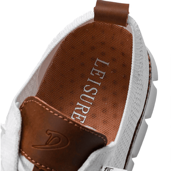 "Stijlvolle en comfortabele herenschoenen in karamel, perfect voor alle seizoenen en gelegenheden."