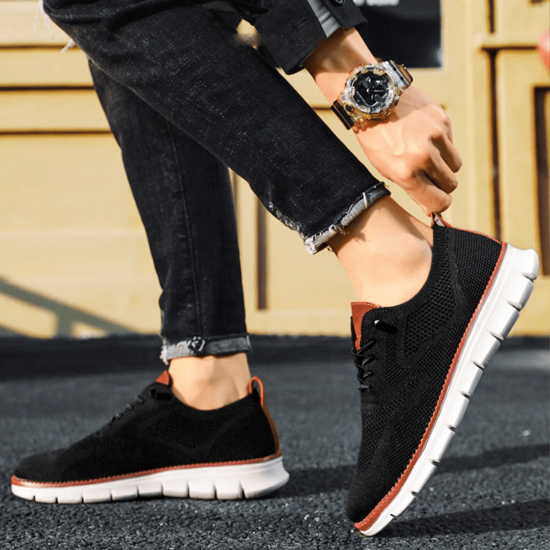 "Stijlvolle en comfortabele herenschoenen in karamel, perfect voor alle seizoenen en gelegenheden."