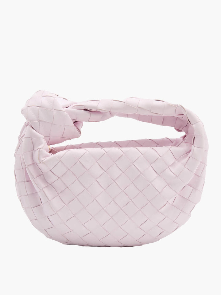 "Stijlvolle geweven mini tas met rijke texturen, handgemaakt vakmanschap, ideaal als veelzijdig accessoire voor vrouwen."