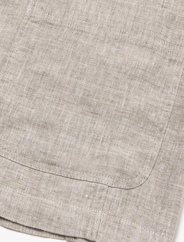 "Stijlvolle heren linnen blazer in beige, luchtig en ademend, perfect voor warme zomerdagen en vele gelegenheden."