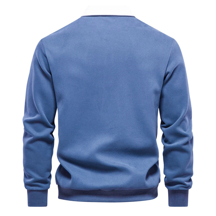 "Stijlvolle heren polo sweatshirt met klassieke kraag en patchwork detail, gemaakt van zachte katoenblend, regular fit."