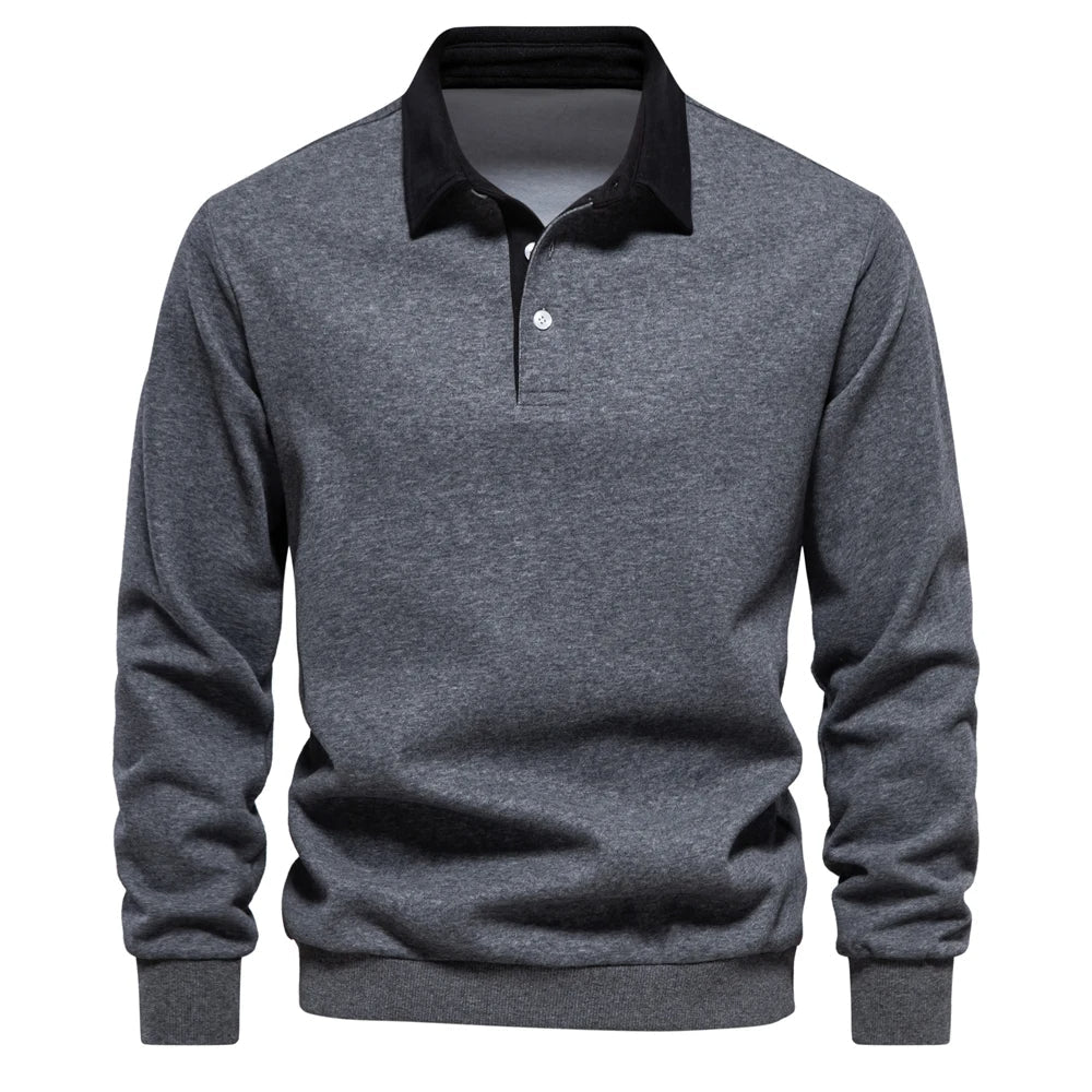 "Stijlvolle heren polo sweatshirt met klassieke kraag en patchwork detail, gemaakt van zachte katoenblend, regular fit."