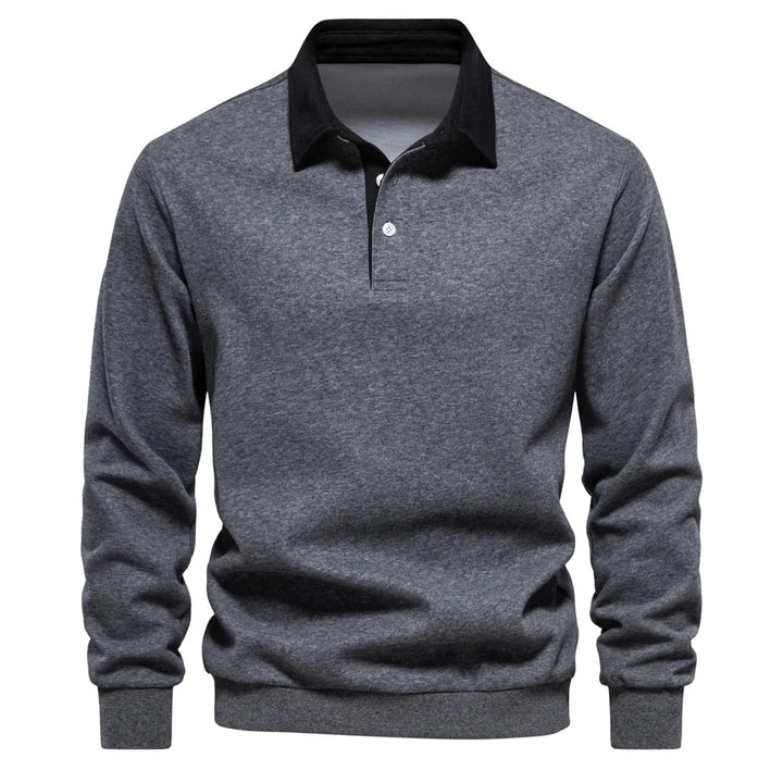 "Stijlvolle heren polo sweatshirt met klassieke kraag en patchwork detail, gemaakt van zachte katoenblend, regular fit."