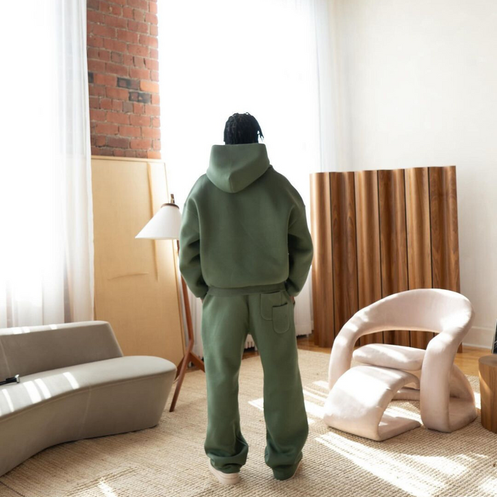 "Stijlvolle heren set blauw, moderne pasvorm, duurzaam en comfortabel, ideaal voor zowel zakelijke als casual gelegenheden."