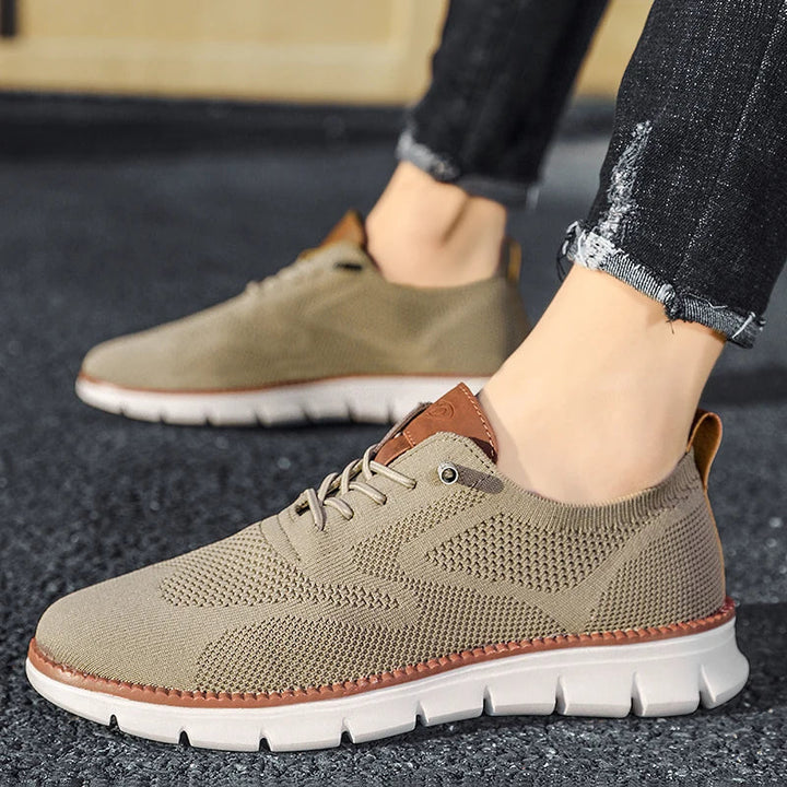 'Stijlvolle herensneakers in diverse kleuren, lichtgewicht en trendy ontwerp voor casual en formele gelegenheden.'