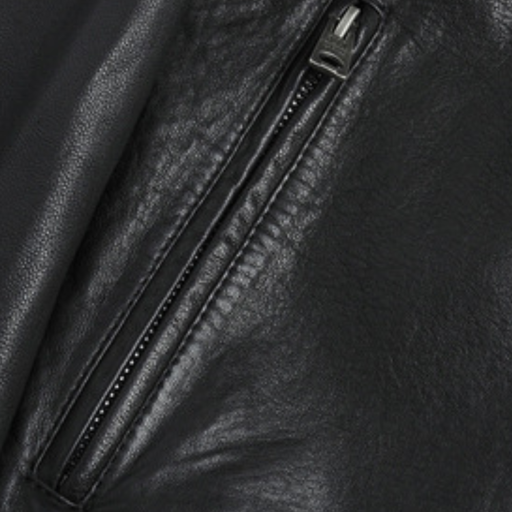 "Stijlvolle leren zomerjas voor heren in biker design, met een tijdloze en stoere uitstraling, perfect voor modebewuste manne