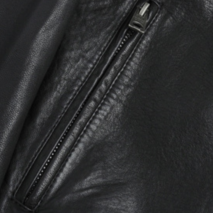 "Stijlvolle leren zomerjas voor heren in biker design, met een tijdloze en stoere uitstraling, perfect voor modebewuste manne