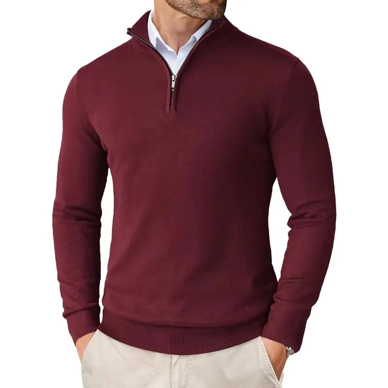 "Stijlvolle luxe heren trui met halve rits in marineblauw, perfect voor zowel zakelijke als casual gelegenheden."