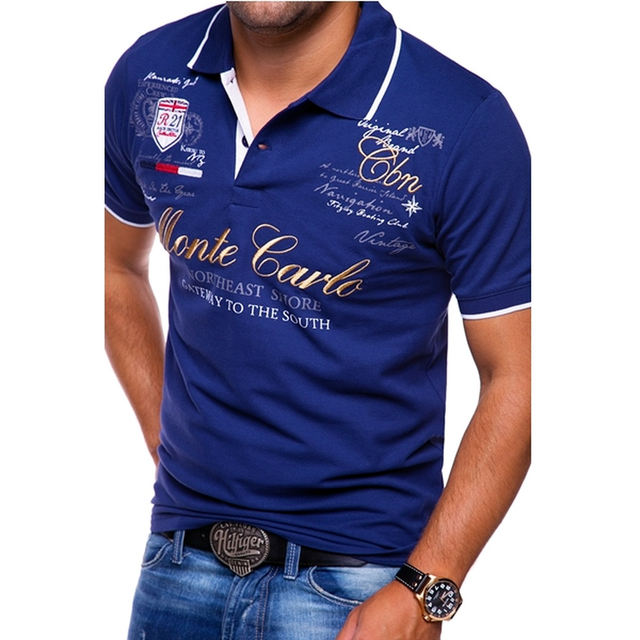 Stijlvolle marineblauwe heren polo; comfortabele pasvorm, veelzijdig voor elke gelegenheid, modieuze kleur.
