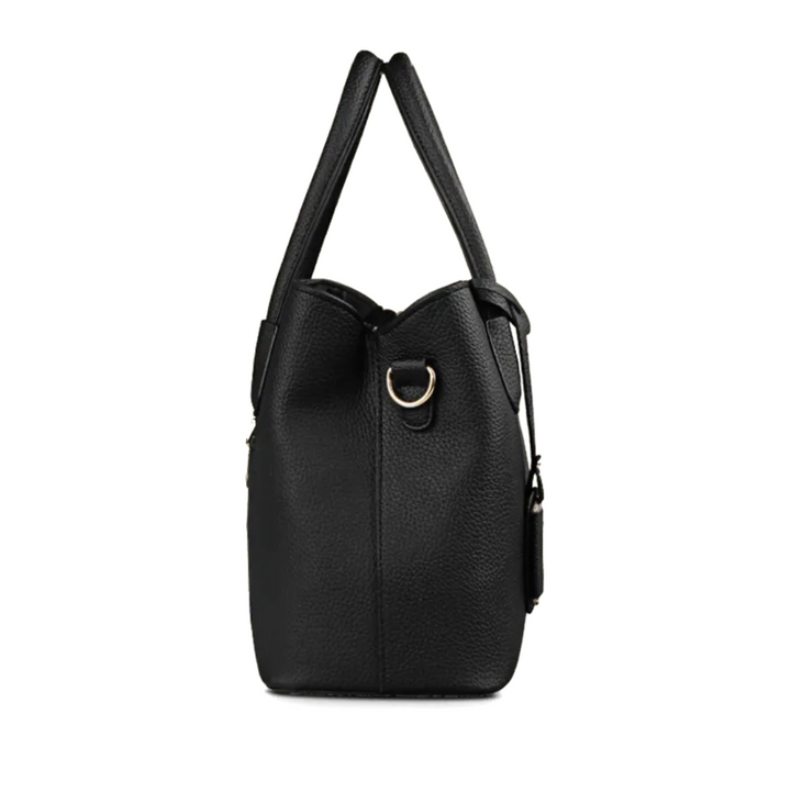 "Stijlvolle Romina Crossbody Draagtas in paars met strak, vierkant ontwerp en comfortabele band voor een elegante look."