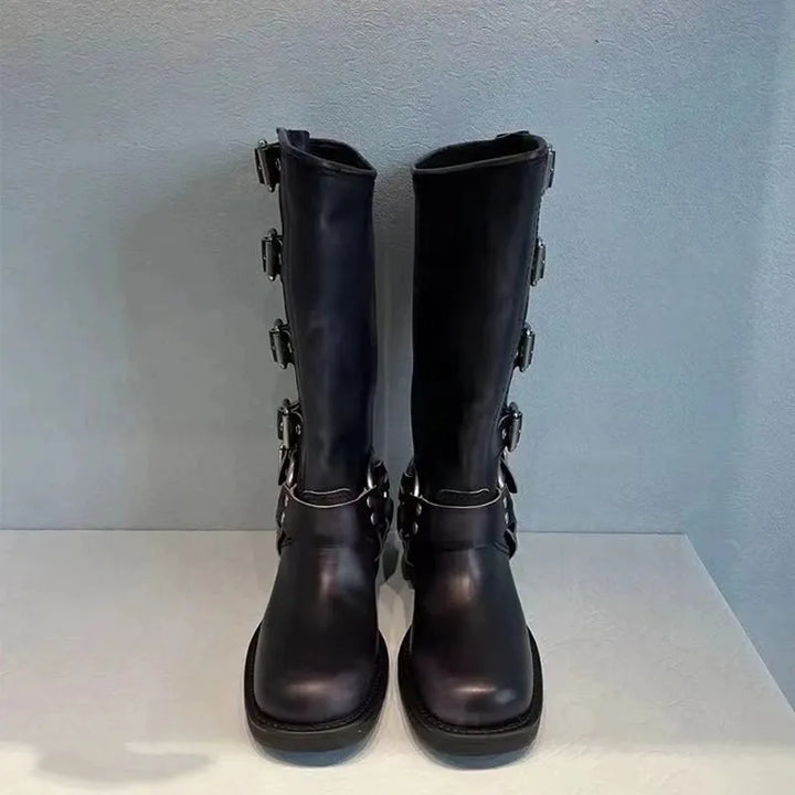 "Stoere dames biker boots van PU-leer met antislipzool, perfect voor koude, regenachtige dagen en veelzijdige styling."