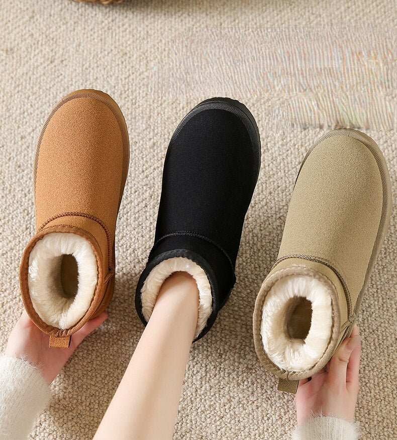 Stylische winter enkellaarzen voor dames met warme bontvoering, stevige zool, en elegant uiterlijk, ideaal voor koude dagen.