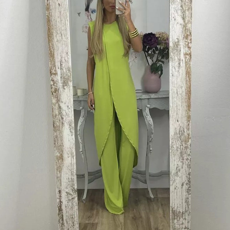 "Sylvia tweedelige damesoutfit, elegante katoenen top en uitlopende broek, comfortabel en geschikt voor elke gelegenheid."