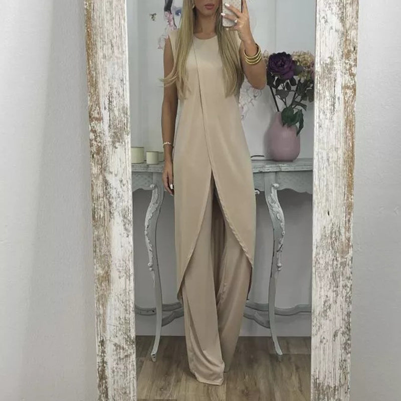 "Sylvia tweedelige damesoutfit, elegante katoenen top en uitlopende broek, comfortabel en geschikt voor elke gelegenheid."