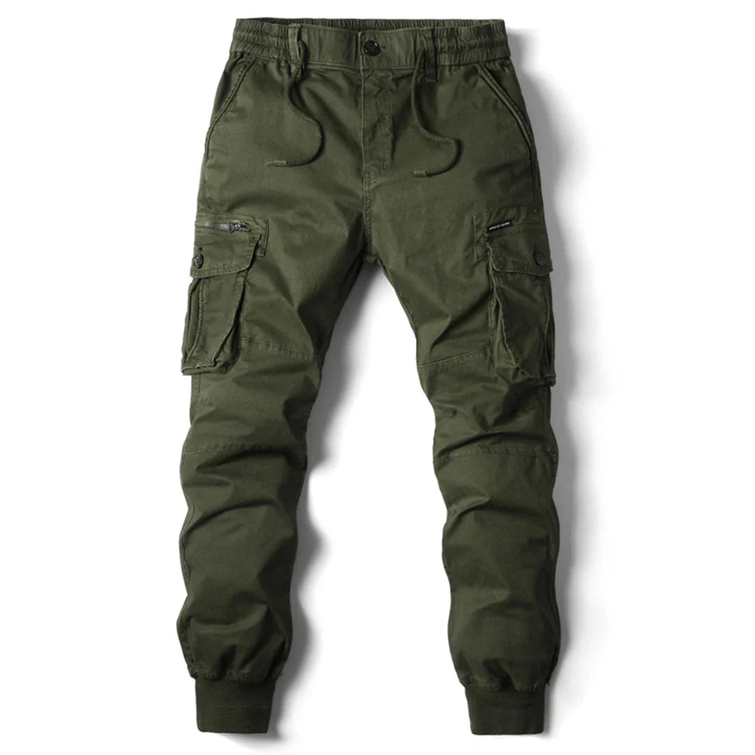 "Tactical cargo broek heren, duurzaam katoen, multifunctionele zakken, stoere streetwear stijl, comfortabele pasvorm."