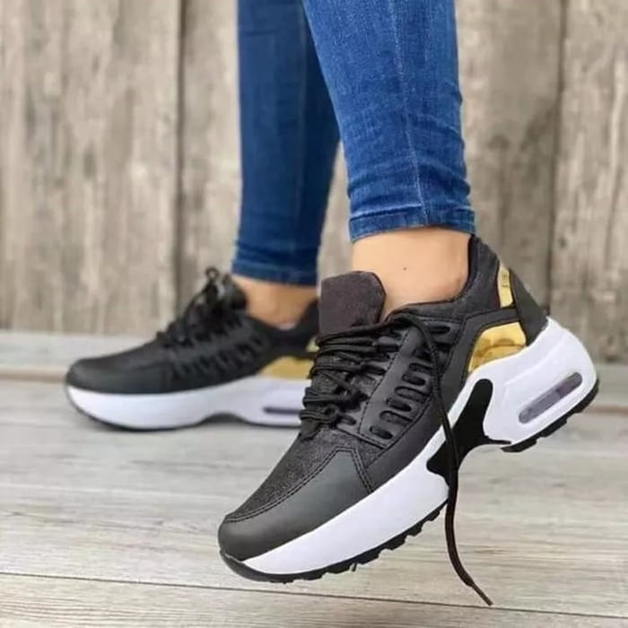 "Thea orthopedische damesschoenen, modern design met antislipzolen en stijlvol beige uiterlijk, ideaal voor dagelijks gebruik