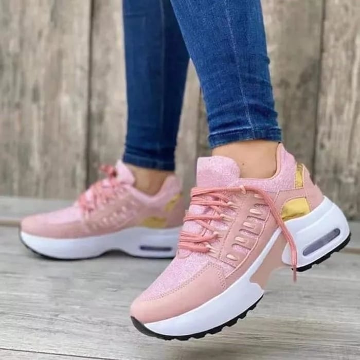 "Thea orthopedische damesschoenen, modern design met antislipzolen en stijlvol beige uiterlijk, ideaal voor dagelijks gebruik