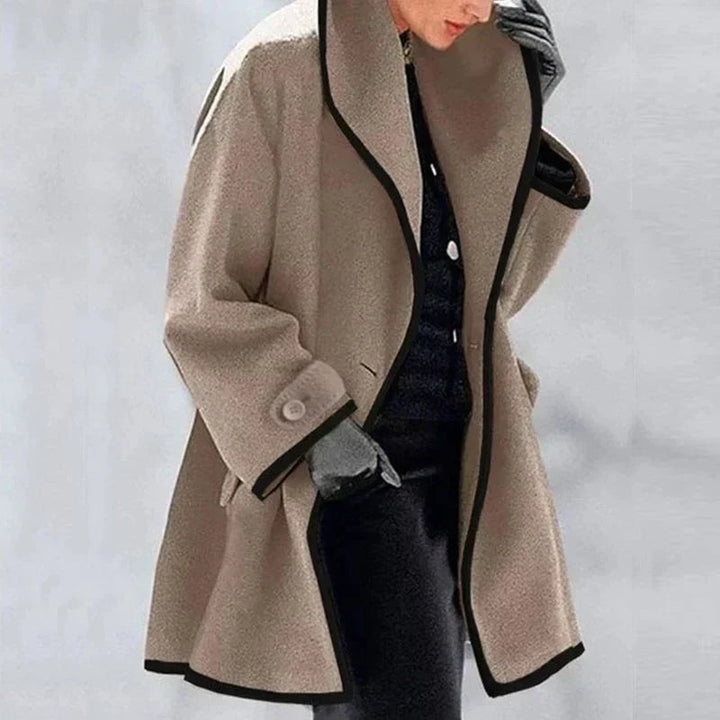 "Tijdloze elegante dames trenchcoat in zwart, premium kwaliteit, weerbestendig en stijlvol voor elk seizoen."