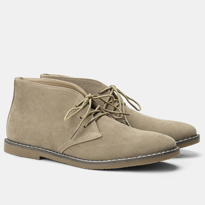Tijdloze heren desert boots van hoogwaardig leer met vintage stijl en antislip zool, geschikt voor elke gelegenheid.