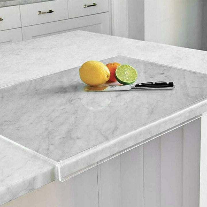 Transparante acryl snijplank met antislip, modern design; stijlvol en functioneel voor elke keukenomgeving.