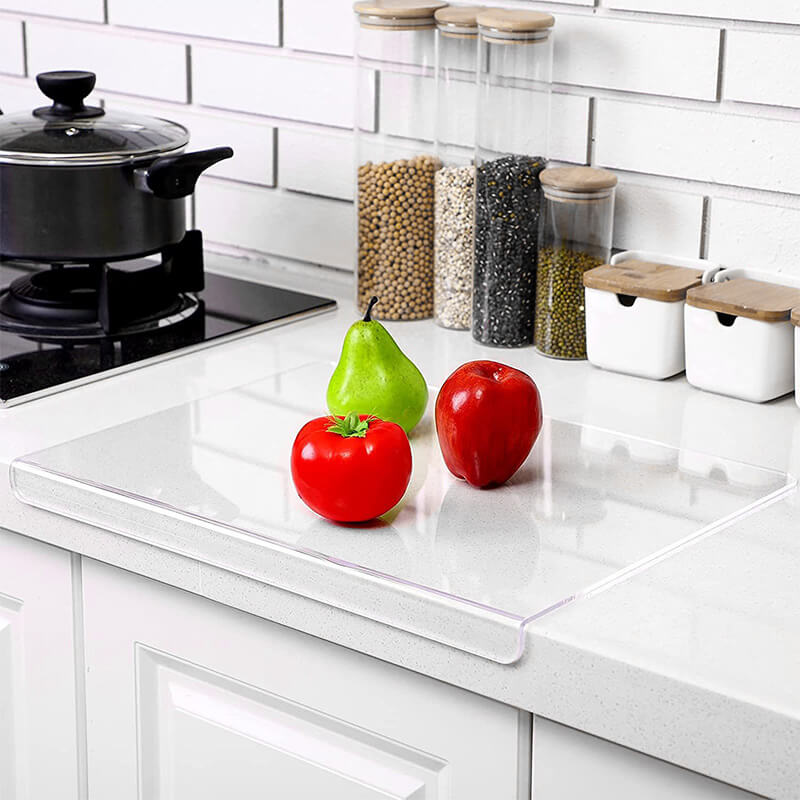 Transparante acryl snijplank met antislip, modern design; stijlvol en functioneel voor elke keukenomgeving.