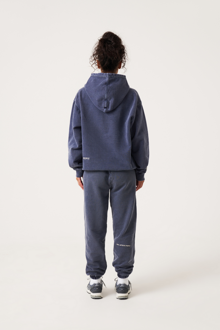 "Trendy unisex hoodie met gedurfde grafische print, ideaal voor streetstyle en comfort in een hoogwaardige katoenmix."