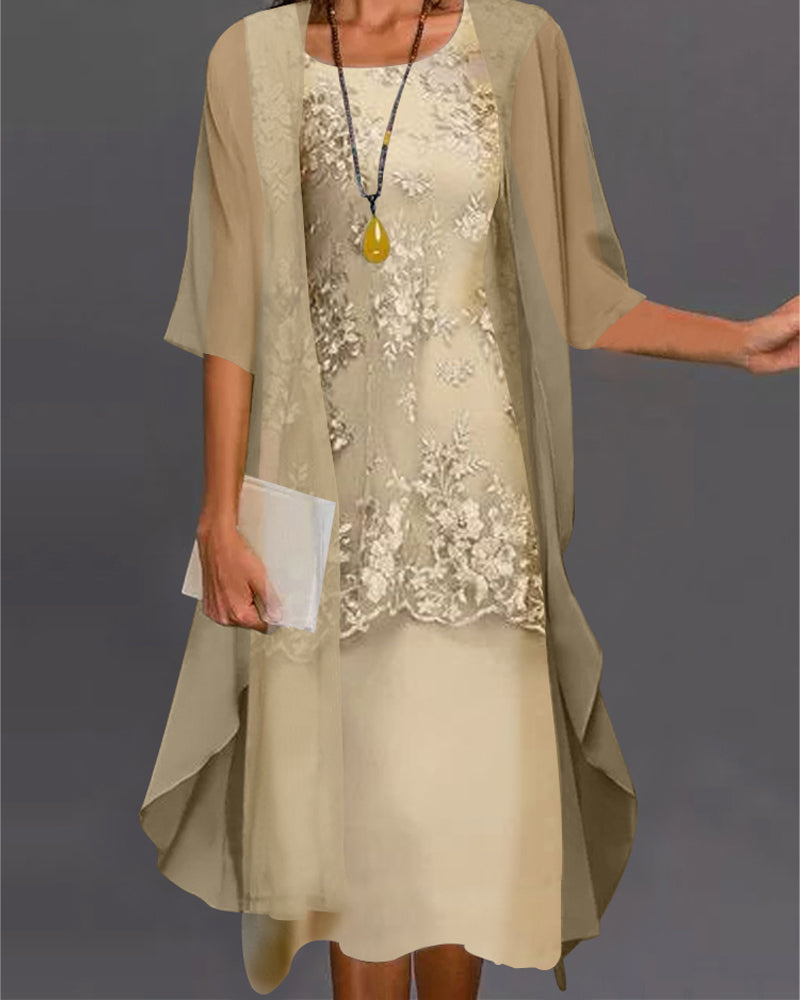 "Tweedelige chiffon jurk met 3/4-mouwen en patchworkdetails, elegante vloeiende pasvorm van L tot 5XL."