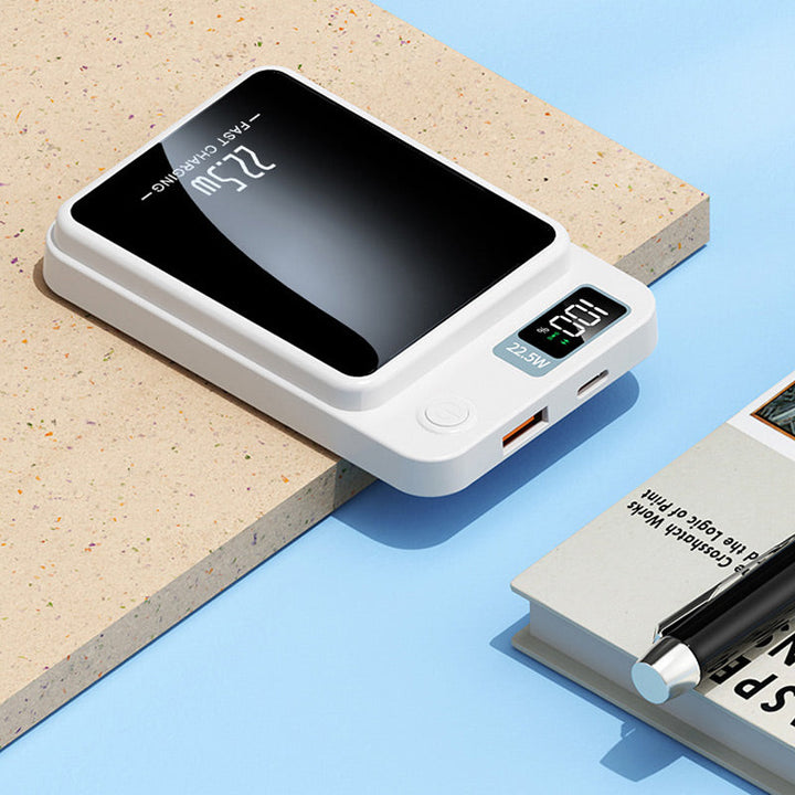 Ultradunne 20000mAh powerbank met snel laadvermogen, LED-display en ruimtebesparend ontwerp, ideaal voor onderweg.