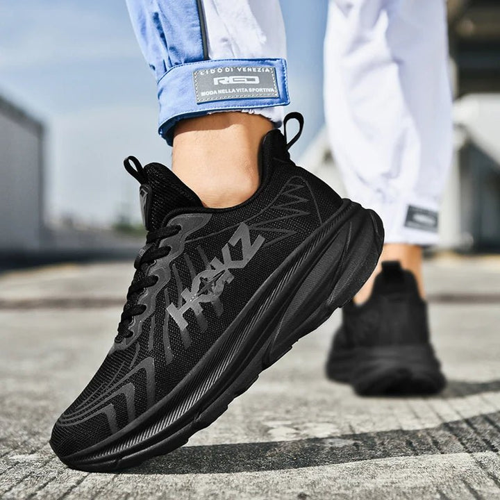 "Ultralichte unisex sportschoenen met futuristisch ontwerp en verhoogde zool voor hardlopen en fitness in diverse kleuren."