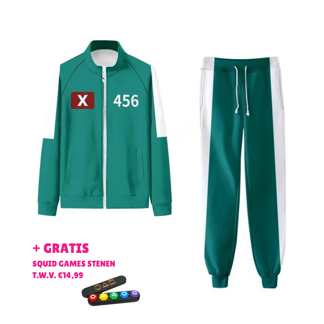 "Uniek Squid Game trainingspak, rood met capuchon en broek, comfortabele pasvorm, ideaal voor fans en cosplay."