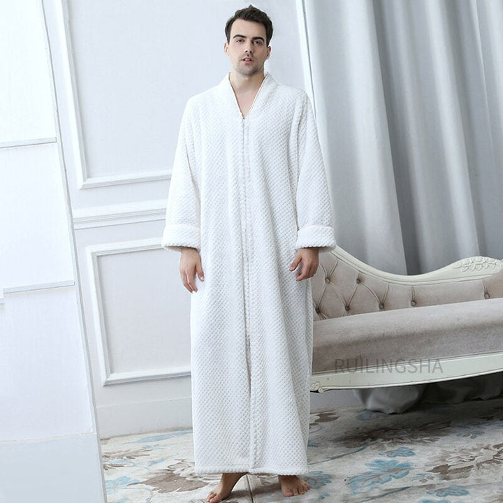 "Unisex thermo badjas met rits, lange mouwen en zakken, warm en comfortabel, ideaal voor koude dagen thuis."