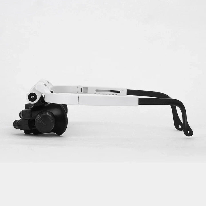 "Vergrootglas bril met LED-verlichting, verstelbare lenzen en witte afwerking voor precieze hobby- en professionele taken"