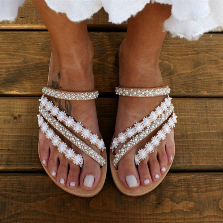 Verstelbare Nia dames sandalen, bruin, met anti-slip zool. Comfortabele slippers voor casual en elegante outfits.