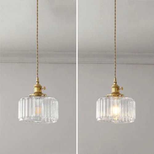 "Verstelbare vintage glazen hanglamp met chique uitstraling voor elegante interieurverlichting. Diameter 30 cm, hoogte 50-100