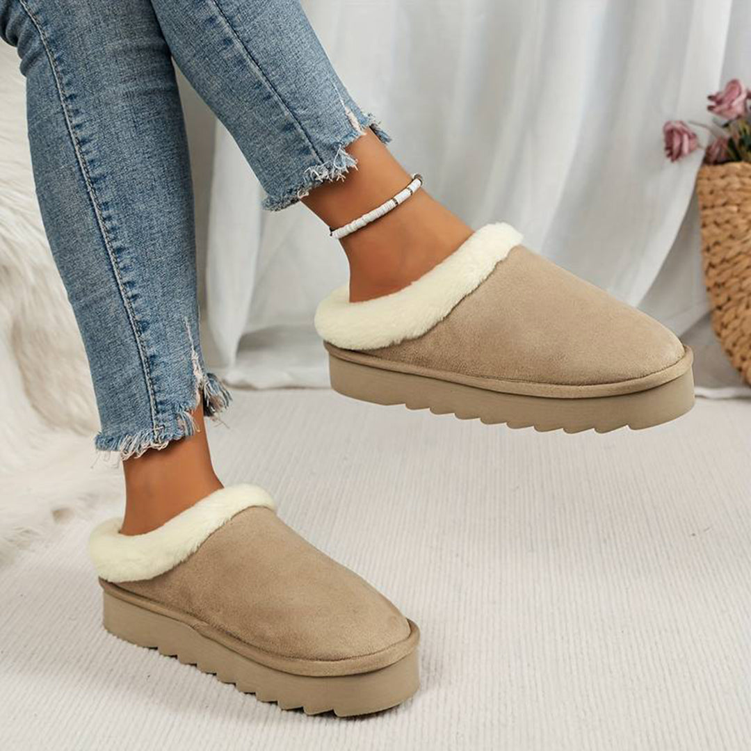 Warme dames pantoffels, zachte voering, stevige zool, elegant design, pluizige binnenkant, antislip voor thuiscomfort.