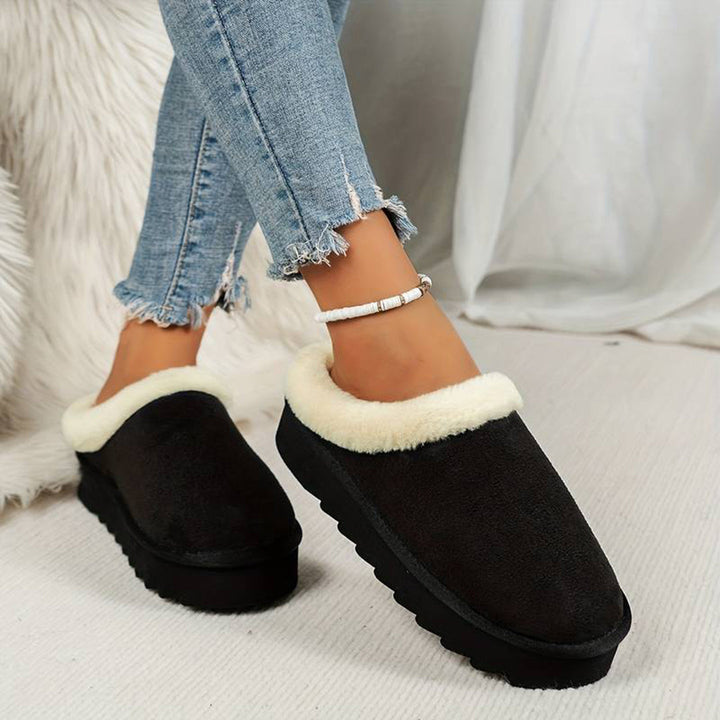 Warme dames pantoffels, zachte voering, stevige zool, elegant design, pluizige binnenkant, antislip voor thuiscomfort.