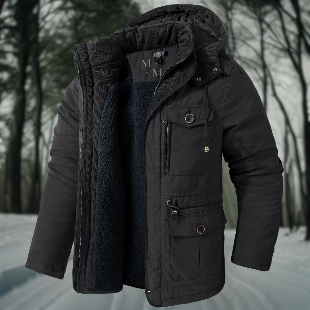 "Warme heren Sherpa jas met capuchon, zakken en comfortabele fleece, ideaal voor winterse stijl en bescherming tegen kou."