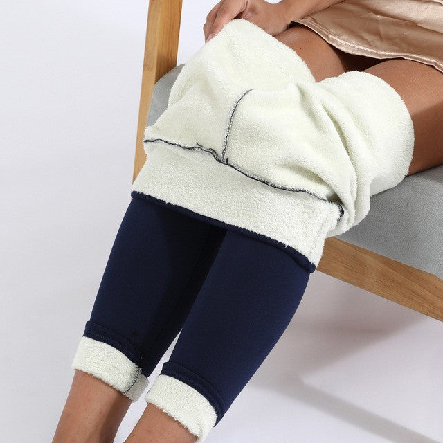 Warme hoog getailleerde winterleggings met zachte lamswollen voering, flatteuze pasvorm, ideaal voor koude dagen.