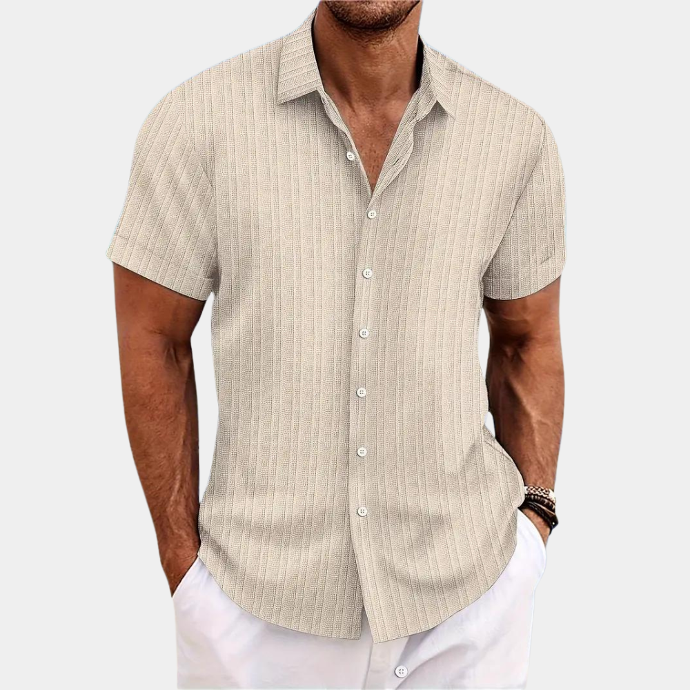 "Wit zomer overhemd heren, korte mouw, ademend materiaal, comfortabel, stijlvol, voor casual en formele gelegenheden."