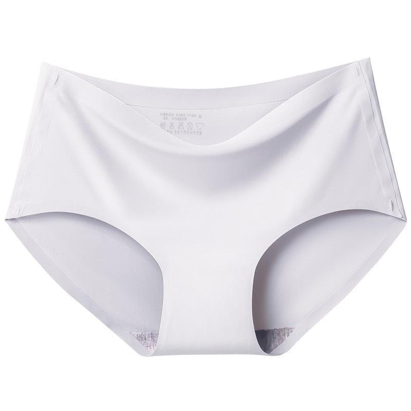 "Zijdezacht naadloos ondergoed in diverse kleuren, geen zichtbare lijnen, comfortabel en ademend voor dagelijks gebruik."