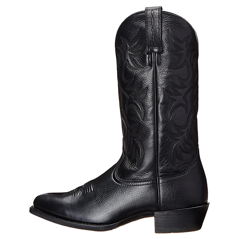 "Zwarte en bruine heren cowboylaarzen van rundleer met spitse neuzen en stijlvolle stiksels voor een klassieke western look."