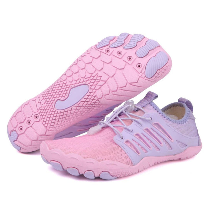 "Zwarte orthopedische barefoot schoenen voor dames, lichtgewicht en ademend, ideaal voor comfort en natuurlijke beweging."